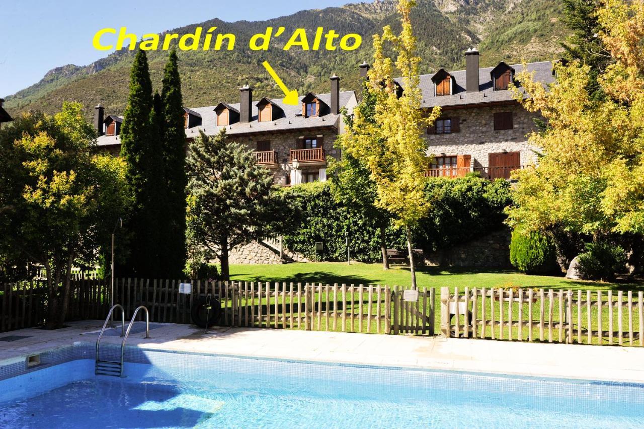 Chardin D'Alto-Apartamentos Chardins Benasque Kültér fotó