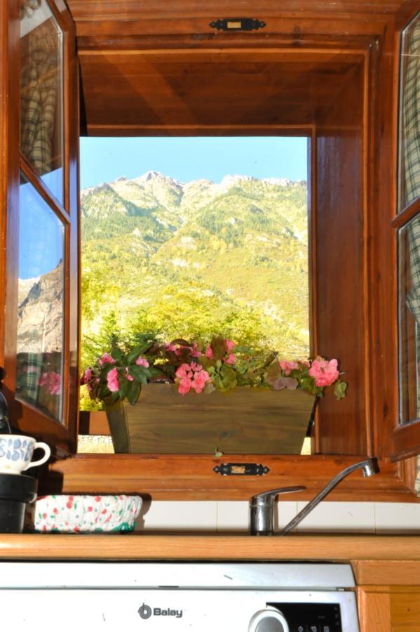 Chardin D'Alto-Apartamentos Chardins Benasque Kültér fotó