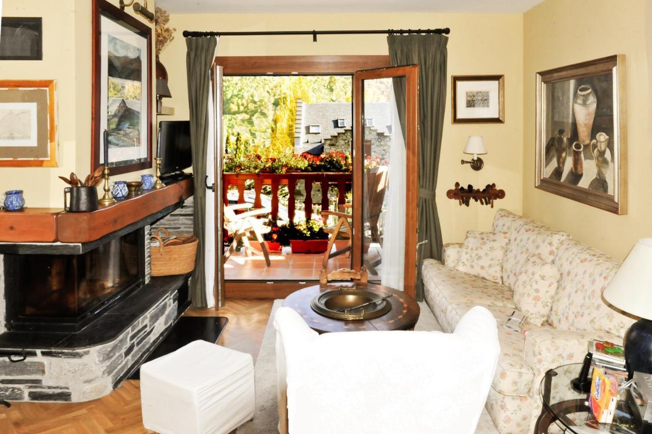 Chardin D'Alto-Apartamentos Chardins Benasque Kültér fotó